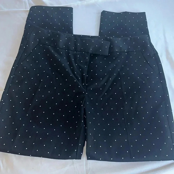 Liz Claiborne Career ‘Emma’ ankle  pants EUC size 8 - Picture 1 of 8